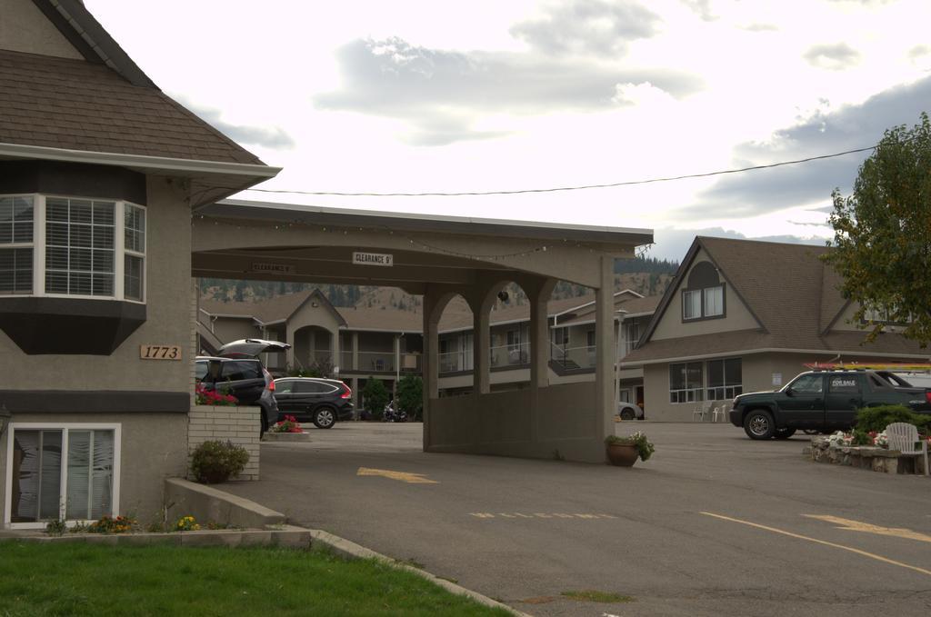 Best Budget Inn & Suites Kamloops Exterior foto