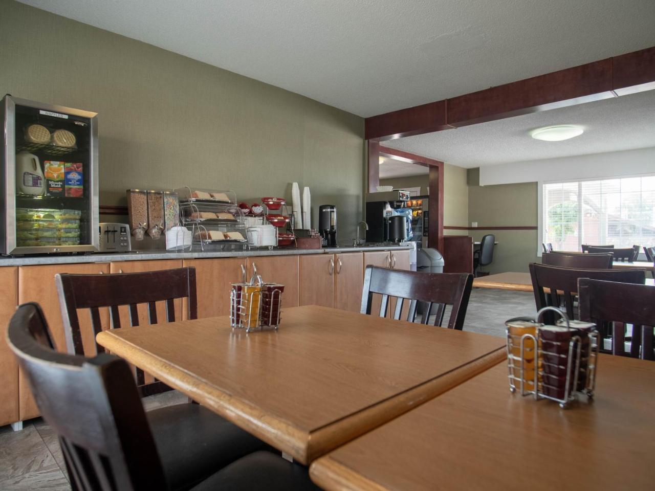 Best Budget Inn & Suites Kamloops Exterior foto
